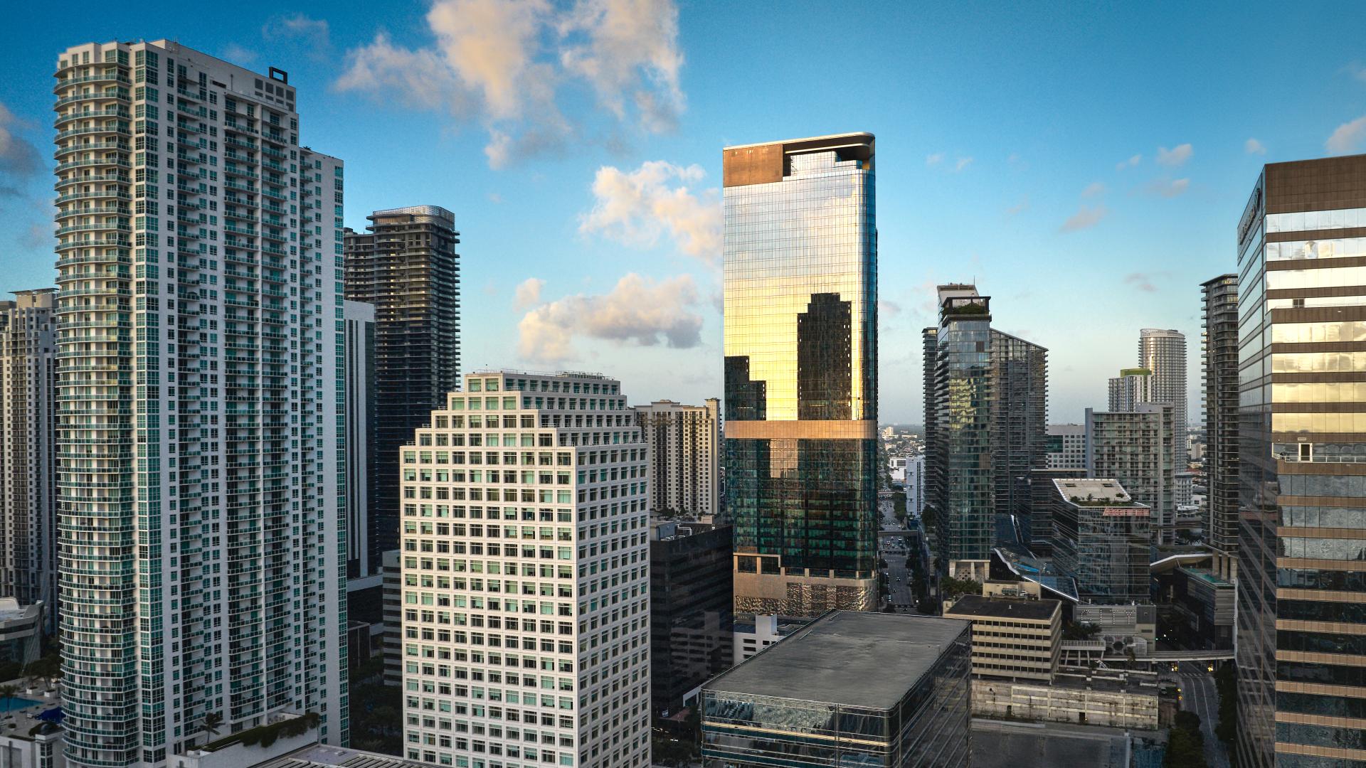 830 Brickell Landing Page Banner